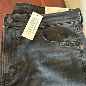 NWT Black Barrel Leg American Eagle Jeans
